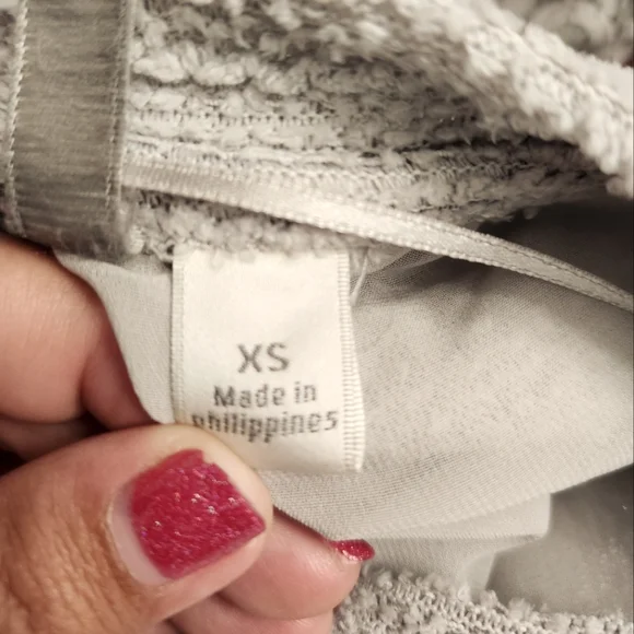 Blouse - Picture 2 of 2